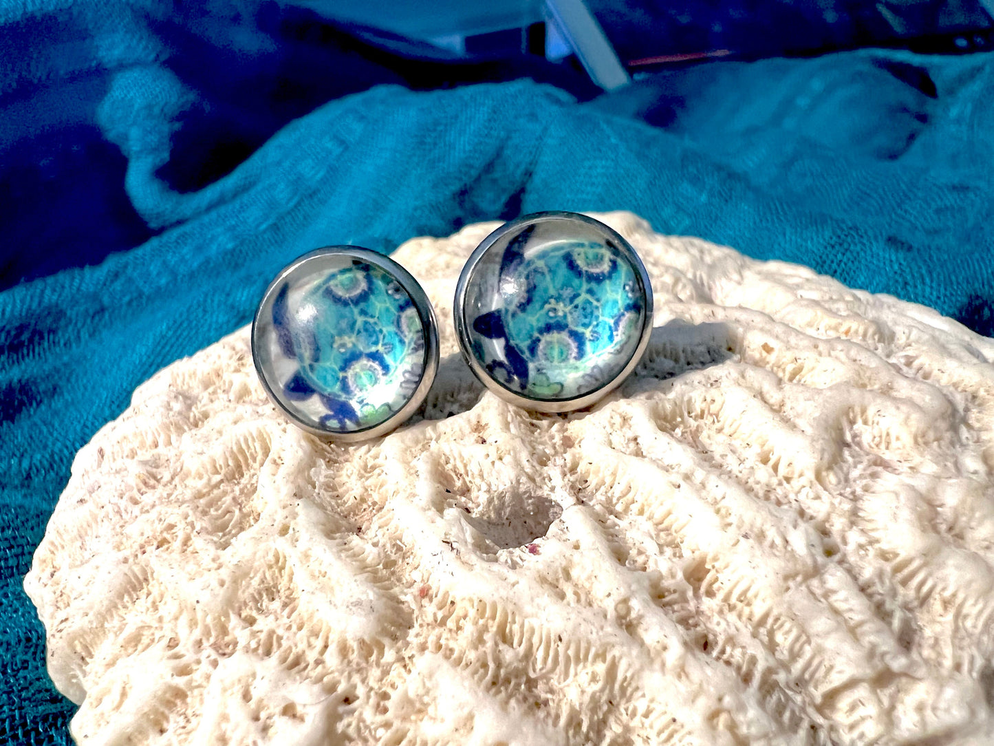 Tiny Turtles Post Earrings