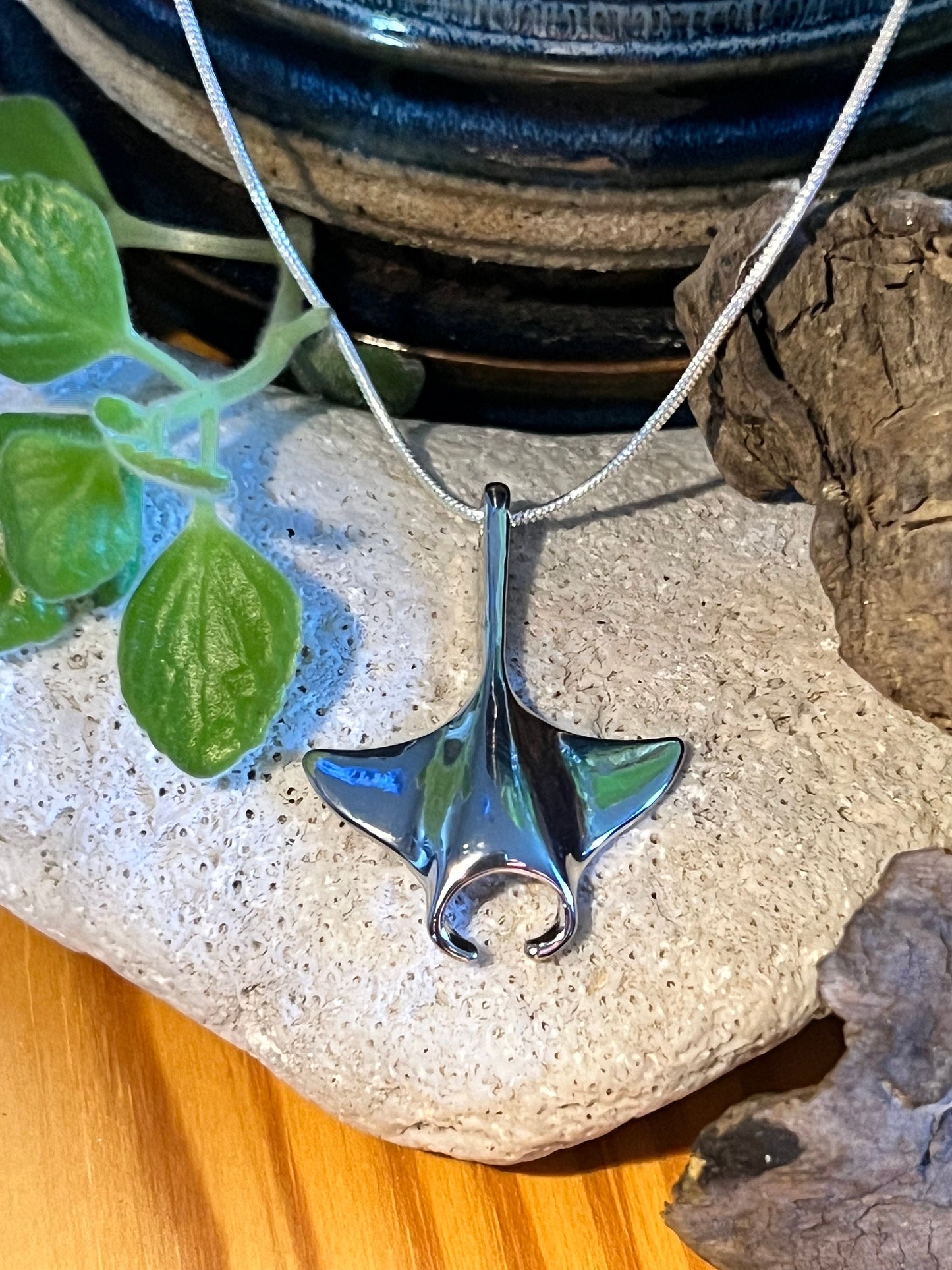 Silver Manta Ray Pendant (with silver chain)