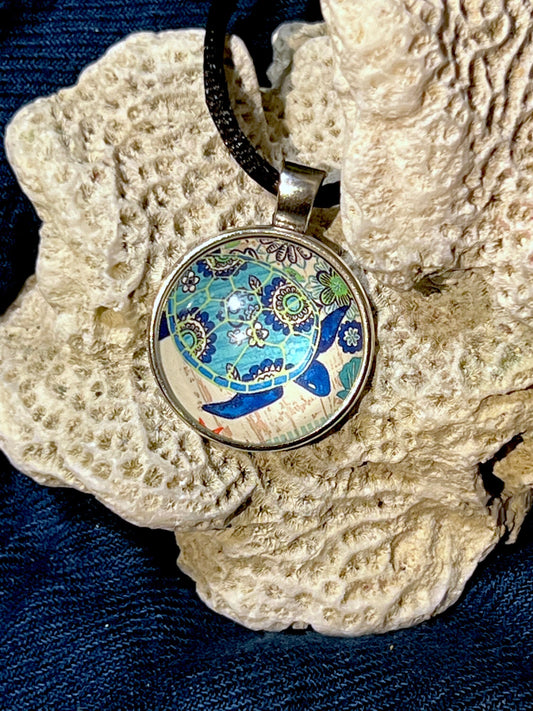 Artsy Turtle Silver Pendant (with choice of chain)