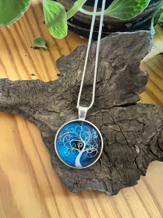 Breezy Blue Pendant (with choice of chain)