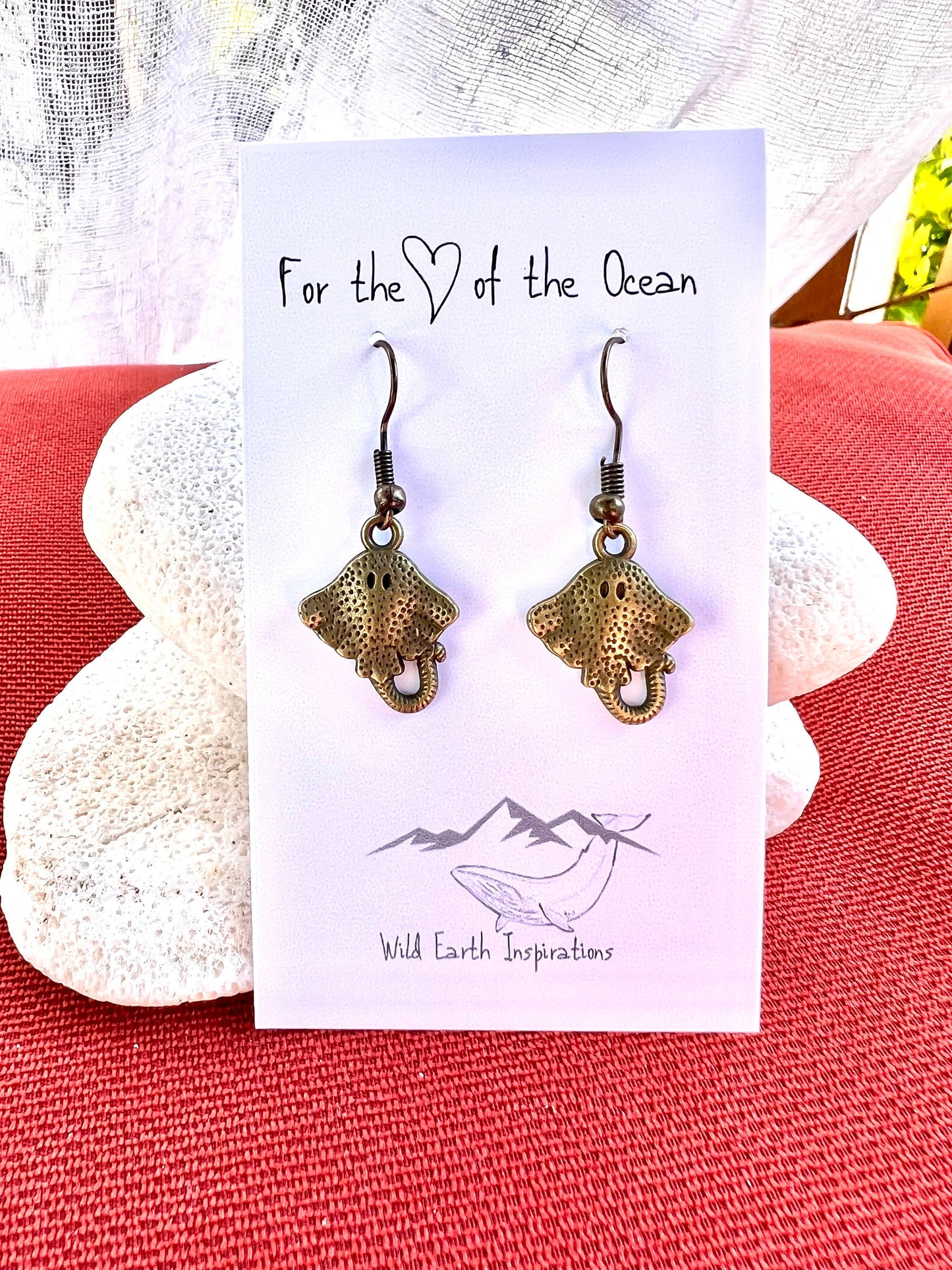 Simple Stingray Earrings (Brass)